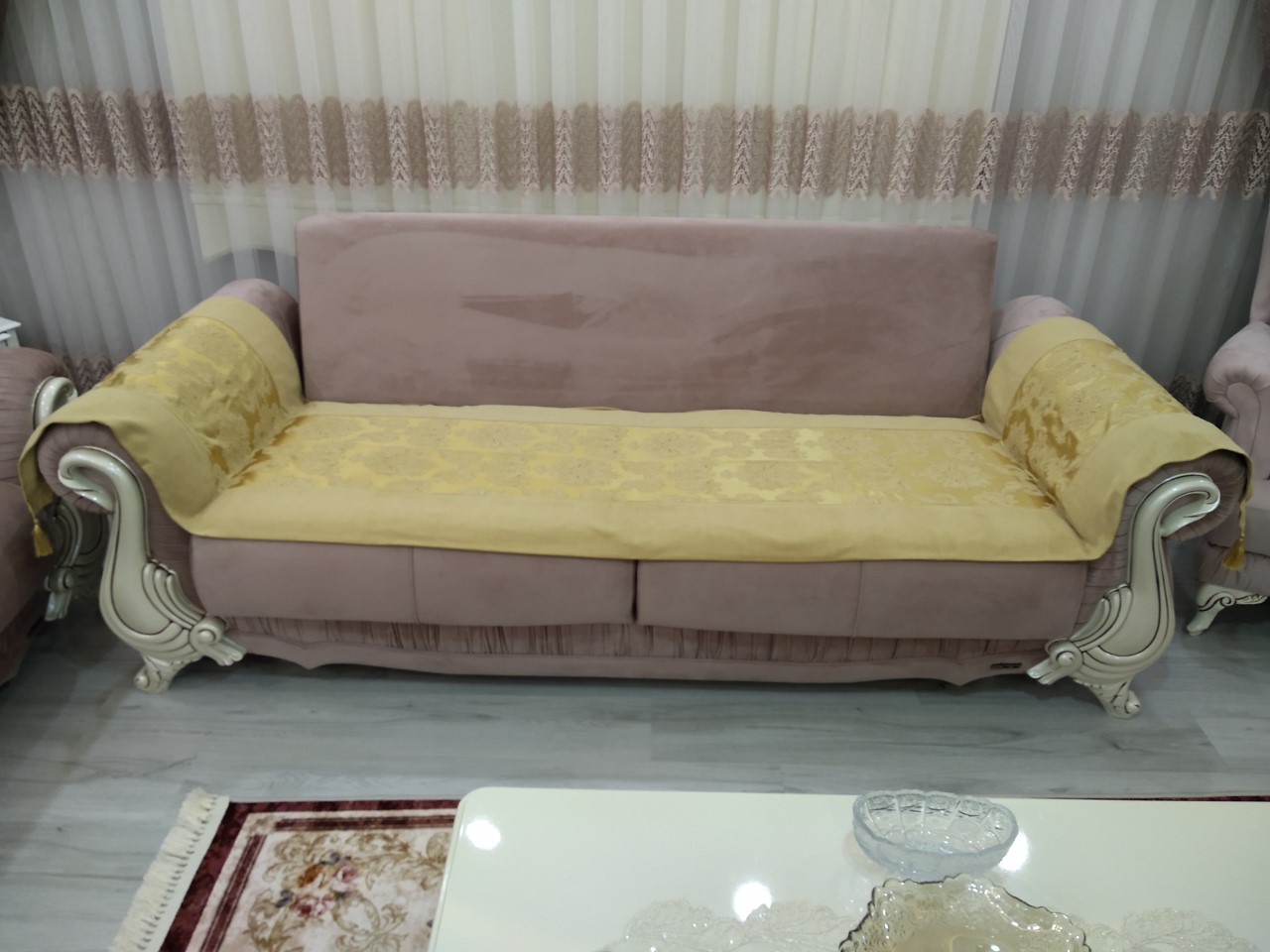 Mandaş Milanyum Koltuk Şalı Oturma Yeri 55*280 Gold Mandaş Milanyum Koltuk Şalı Oturma Yeri 55*280 Gold