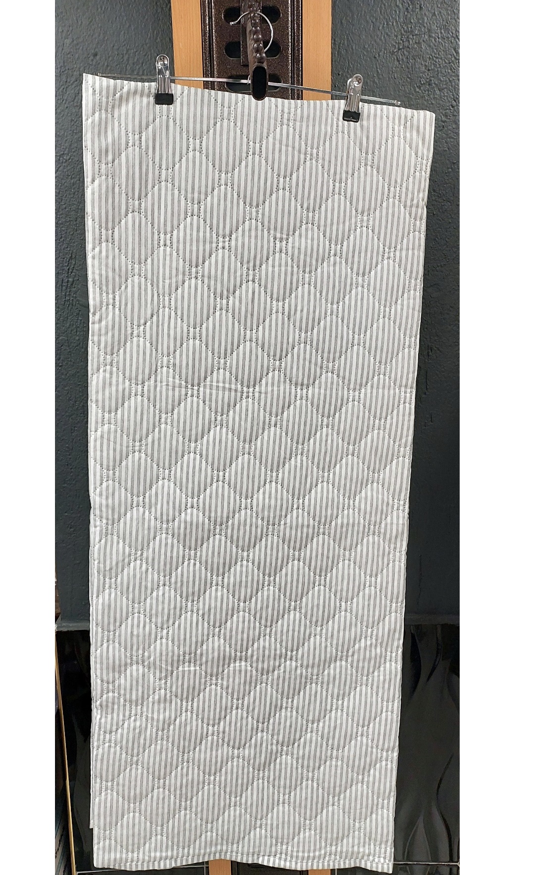 Ogi Home Pamuklu Çok Amaçlı Desenli Tek Kişilik Pike, Yatak Ört (160x230) - Gri-Beyaz Ogi Home Pamuklu Çok Amaçlı Desenli Tek Kişilik Pike, Yatak Ört (160x230) - Gri-Beyaz