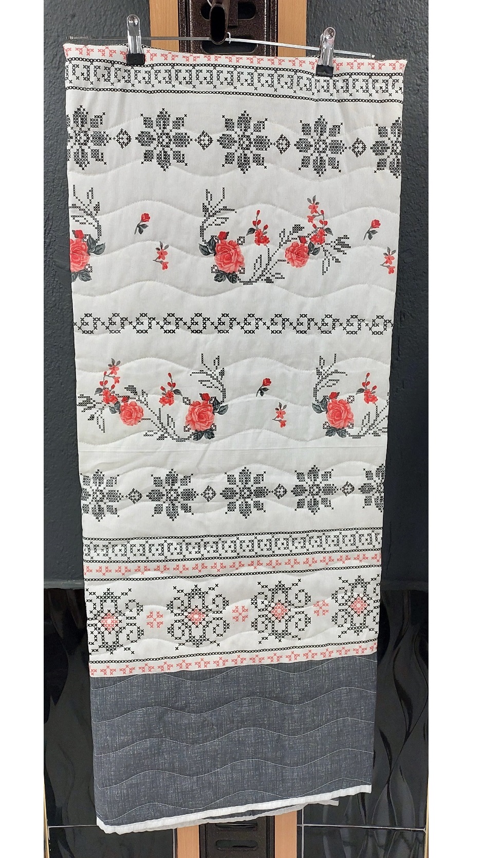 Ogi Home Pamuklu Çok Amaçlı Desenli Tek Kişilik Pike, Yatak Ört (160x230) - Mercan Çiçekli Ogi Home Pamuklu Çok Amaçlı Desenli Tek Kişilik Pike, Yatak Ört (160x230) - Mercan Çiçekli