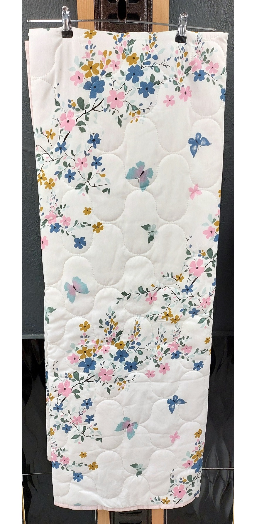 Ogi Home Pamuklu Çok Amaçlı Desenli Tek Kişilik Pike, Yatak Ört (160x230) - Pembe Çiçekli Ogi Home Pamuklu Çok Amaçlı Desenli Tek Kişilik Pike, Yatak Ört (160x230) - Pembe Çiçekli