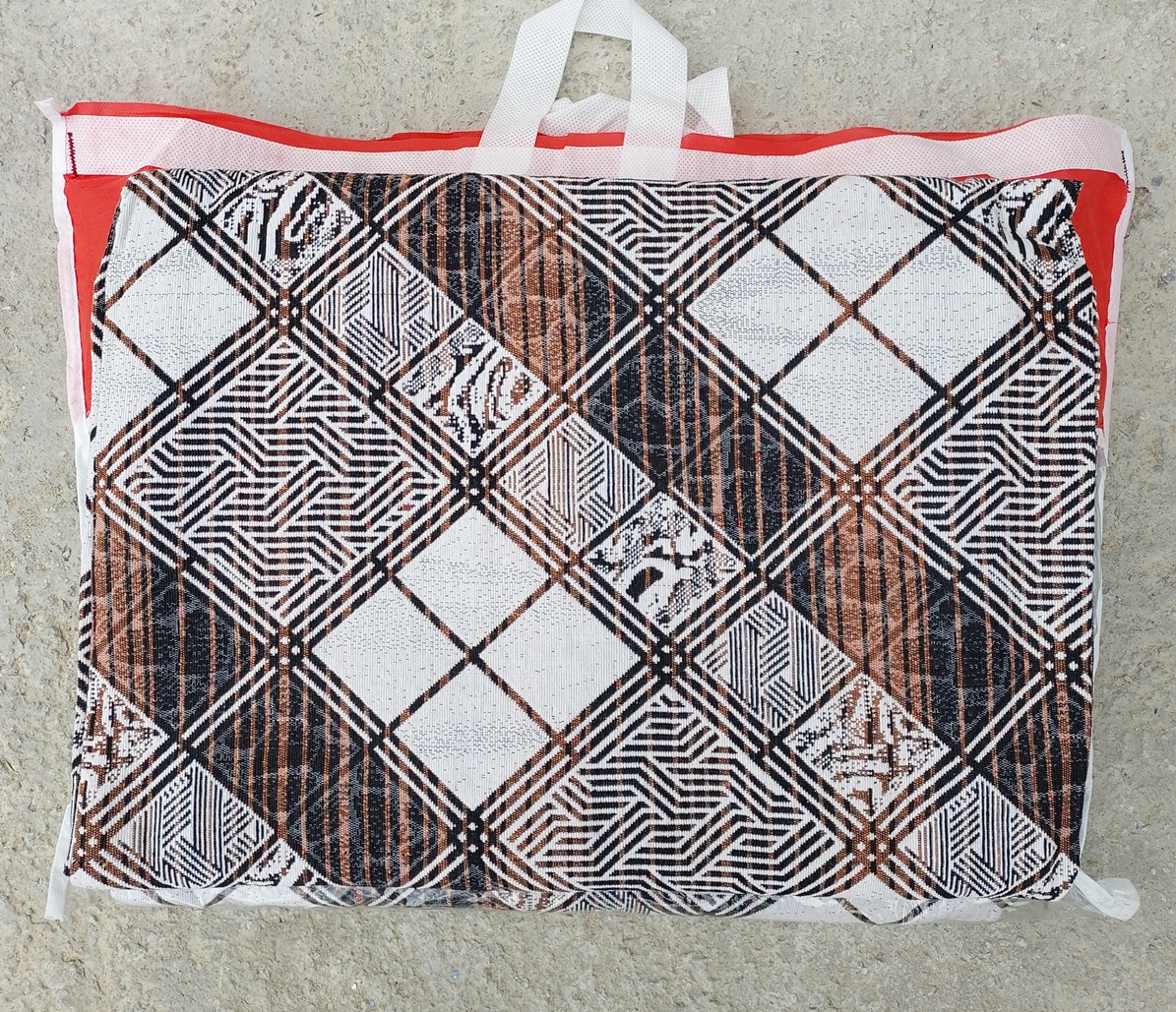 Polo Life Savan 4m2 Pamuklu Lastiksiz Halı Ört, Çok Amaçlı, Piknik Ört (170x245)-Kareli Kahve Polo Life Savan 4m2 Pamuklu Lastiksiz Halı Ört, Çok Amaçlı, Piknik Ört (170x245)-Kareli Kahve